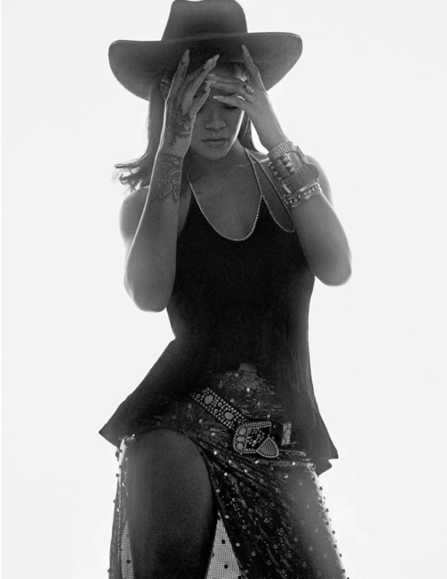 Vogue - Craig McDean - Rihanna